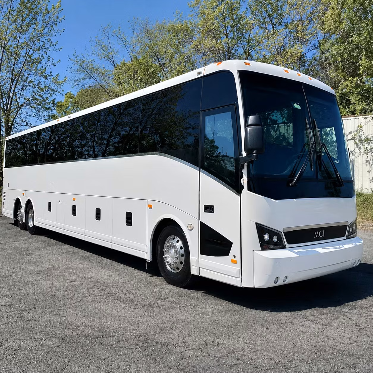 concert bus rentals from menifee to glen helen amphitheater and beyond